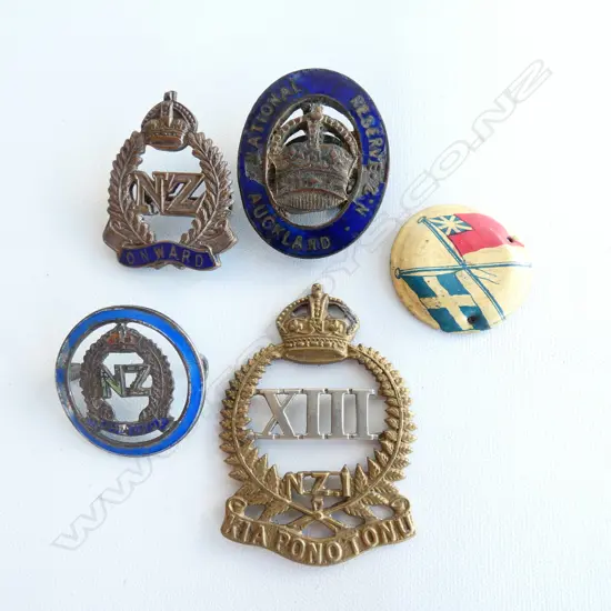 4 NZ WWII BADGES + OTHER