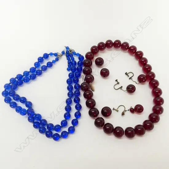 BAG OF BEAD NECKLACES