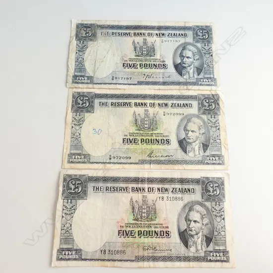 3 £5 NZ BANK NOTES