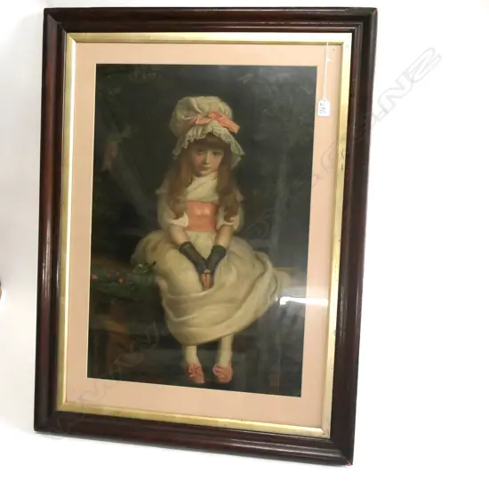 LGE VINTAGE PEARS PRINT GIRL 930X710mm