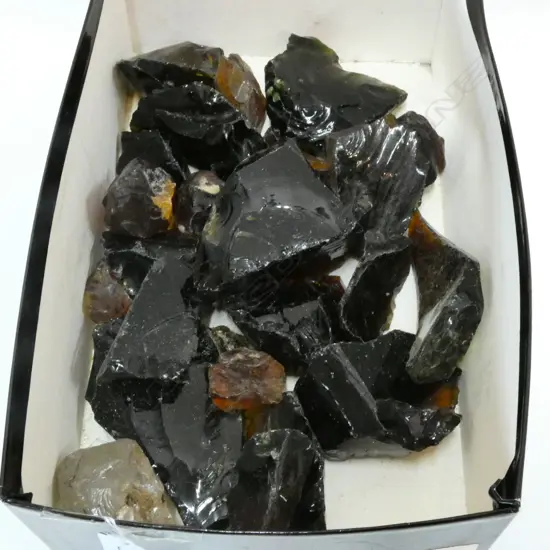 BOX NATURAL OBSIDIAN PCES