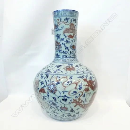 CHINESE VASE H. 550MM