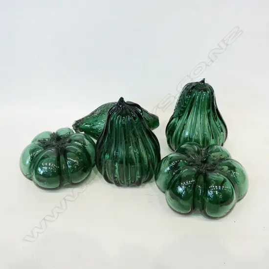 5 GREEN GLASS FRUITS; PR PEARS, PR TOMATOES, LEMON MINOR AF