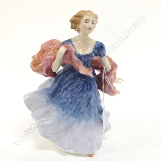 ROYAL DOULTON FIGURE 'MORNING BREEZE' + BOX