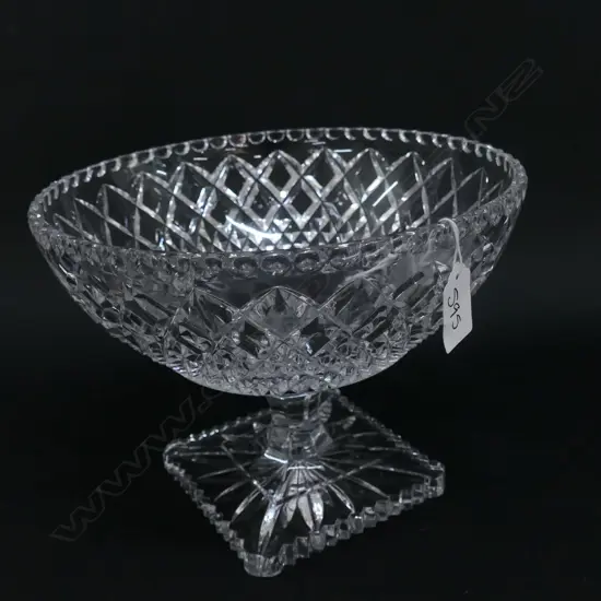 PRESSED GLASS FOOTED BOWL 250MM DIA