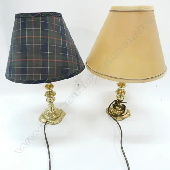 PR BRONZE LAMPS; TARTAN & VALLUM SHADES H. 440MM