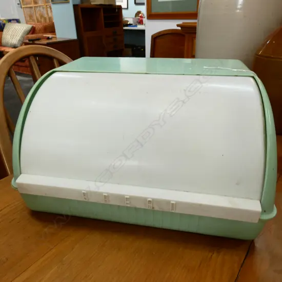 VINTAGE GREEN & WHITE BREAD BIN