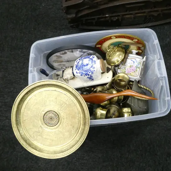 BOX LOT ASST BRASS PCES, DELFT COFFEE GRINDER ETC
