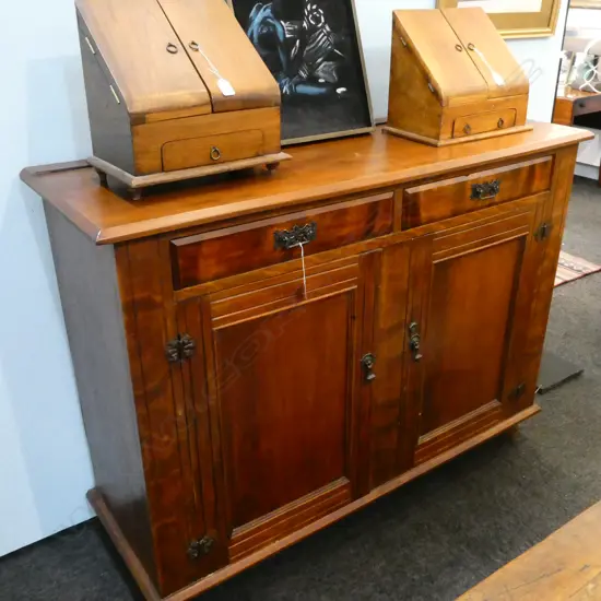 SIDEBOARD W. 1300MM