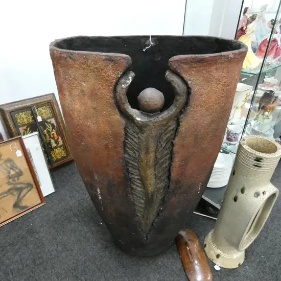 HUGE DESIGNER FEATURE GARDEN POT HEIGHT  1METER