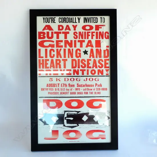 FRAMED PHOTO DOG JOG 570x320mm