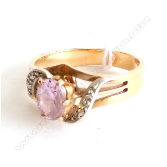 9CT GOLD PINK CZ STONE AND DIAMOND RING 3.42gm