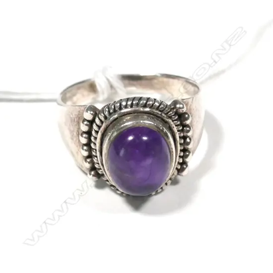 925 SILVER & AMETHYST RING
