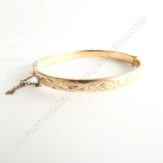 9CT GOLD OVER METAL CORE HINGED BANGLE