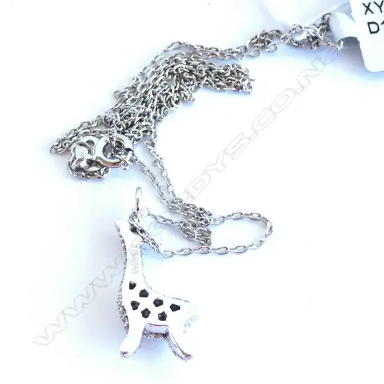 18ct W/GOLD 163 DIAMOND ANIMAL FORM PENDANT....