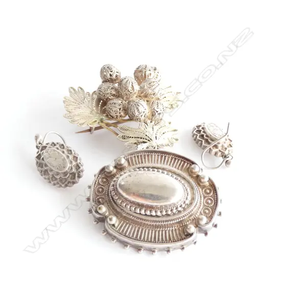 VICT. SILVER BROOCH/EARRINGS/FILIGREE BROOCH