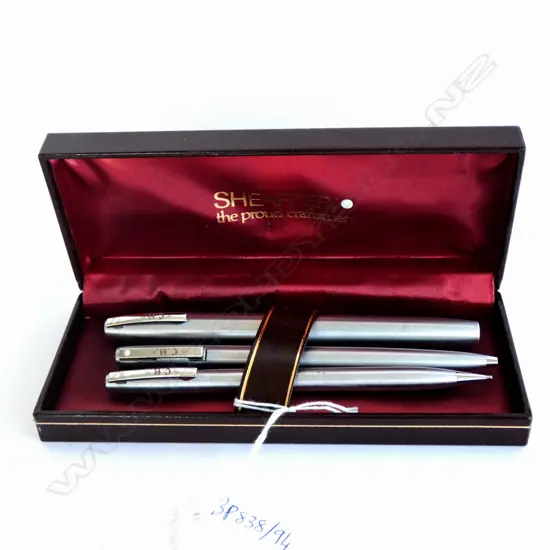 3 BOXED SHEAFFER PENS 