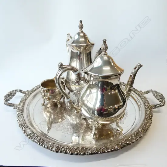EP TEA SERVICE ON TRAY