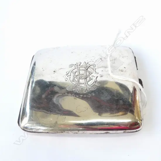 SILVER CIGARETTE CASE SQUARE BIRM. 1901. 99gms. Shaped for the hip. Push button release