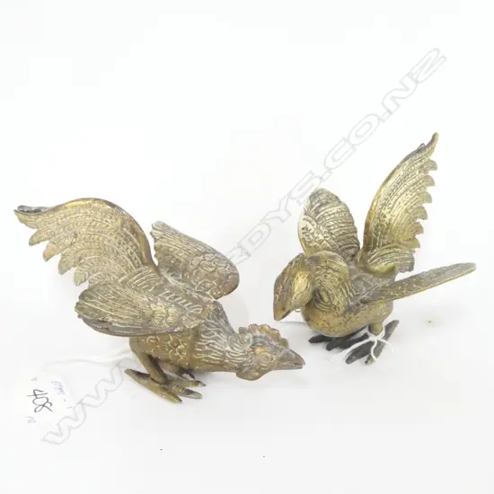 PR BRASS FIGHTING COCKS TABLE ORNAMENTS