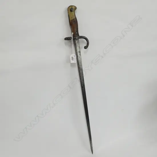 BAYONET WITH HOOKED QUILLION L. 640MM