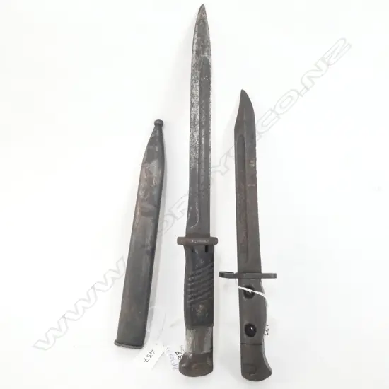 2 DAGGERS + A SCABBARD