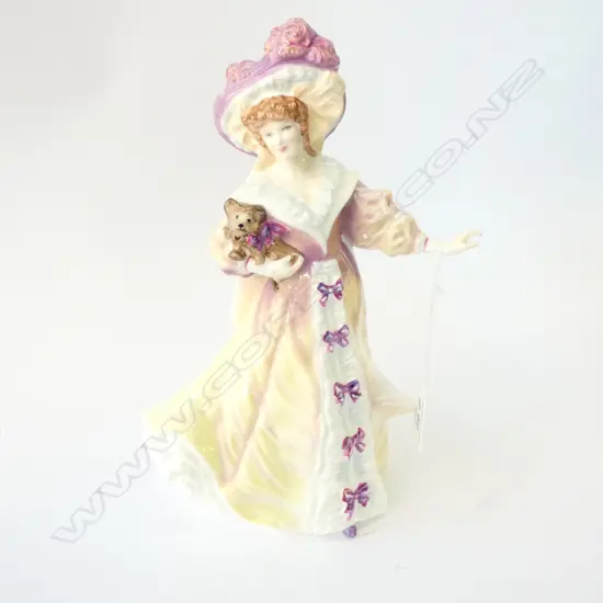 R/DOULTON FIGURE 'LILY' + BOX