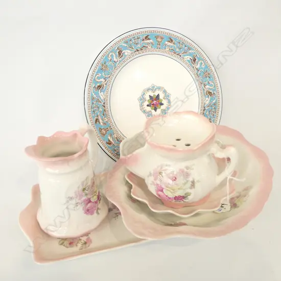 5 PCES OLD FOLEY + WEDGWOOD PLATE 