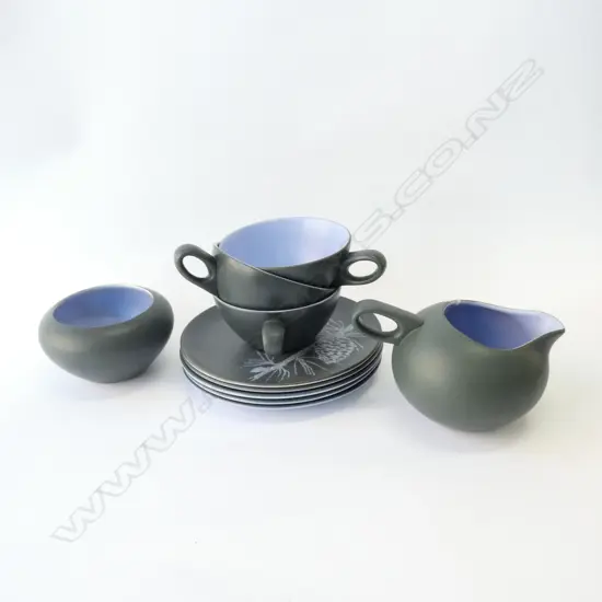 CROWN LYNN DOROTHY THORPE PINE 10 PCE PART TEA SET