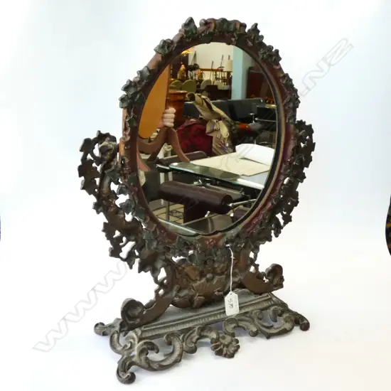 PAINTED IRON MIRROR ON STAND