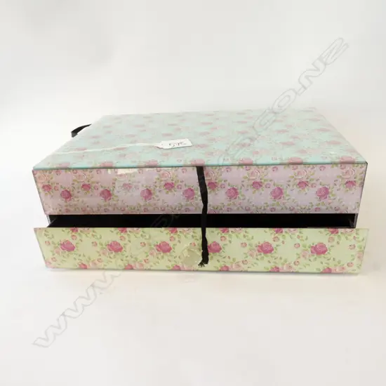 GLASS JEWELLERY BOX L 310 MM