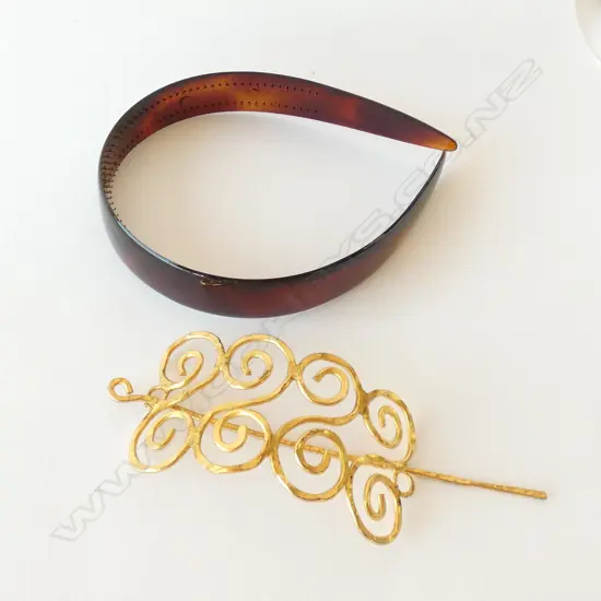 GILDED HAIR CLIP AND ITALIAN SIMULATED TORTOISESHELL HAIR BAND
