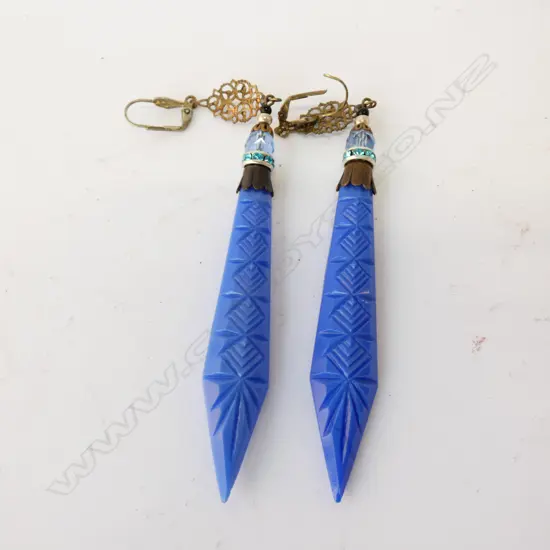PR VINTAGE LONG BLUE GLASS EARRINGS GILT FITTINGS L.130mm