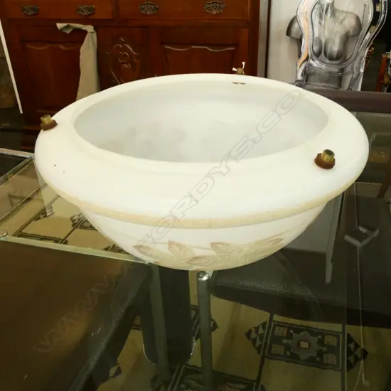 WHITE LIGHT SHADE 350MM DIA