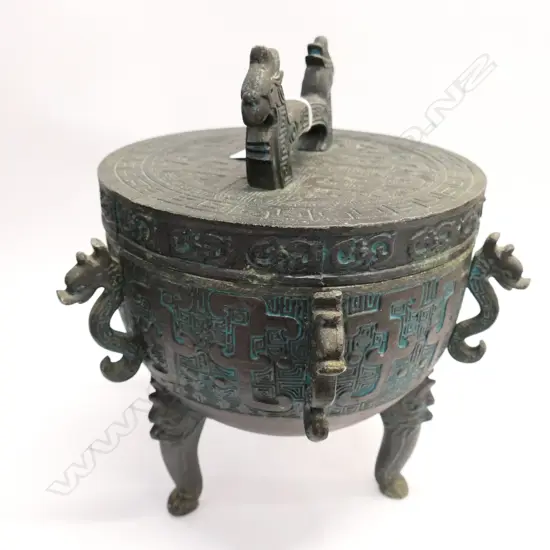 LIDDED ORIENTAL CONTAINER H. 300MM