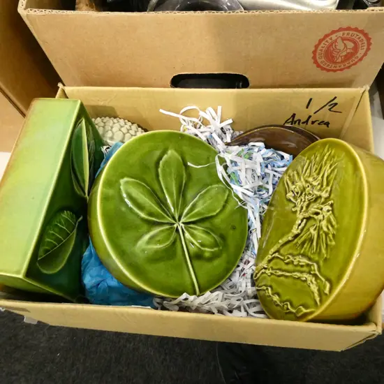 BOX LOT ASST. BOB STEINER CERAMICS 