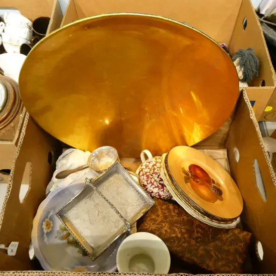 ASST LOT CHINA/DELFT/EP CONDIMENTS /W/WOOD LARGE TRAY ETC