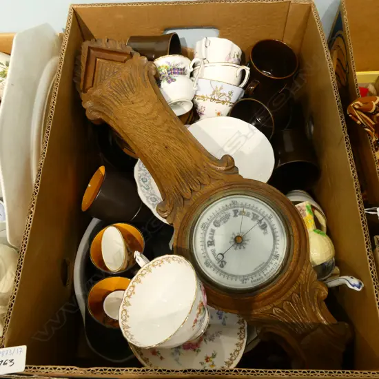 BOX LOT CROWN LYNN, MIKASA CERAMICS, R/CROWN DERBY ETC