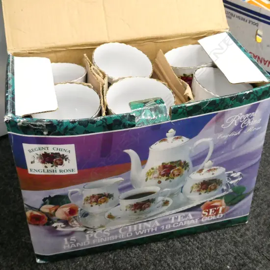 BOX LOT 15 PCE CHINA TEA SET