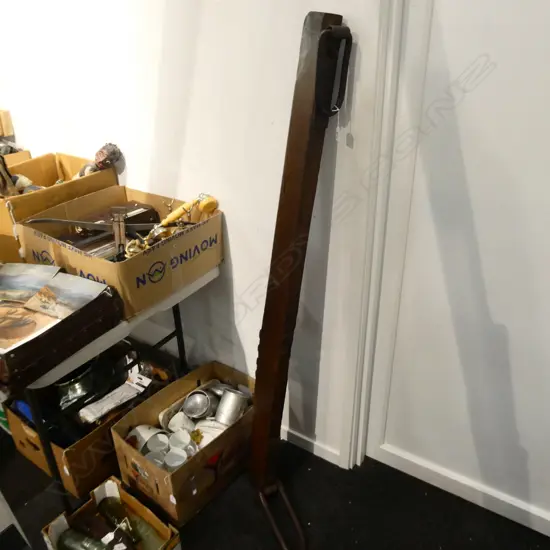 1880S CATTLE YOKE L. XXXMMM