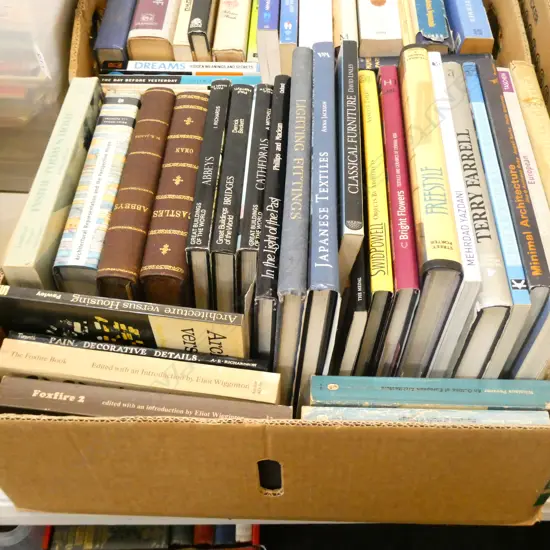BOX LOT ASST. BOOKS ARCHITECTURE