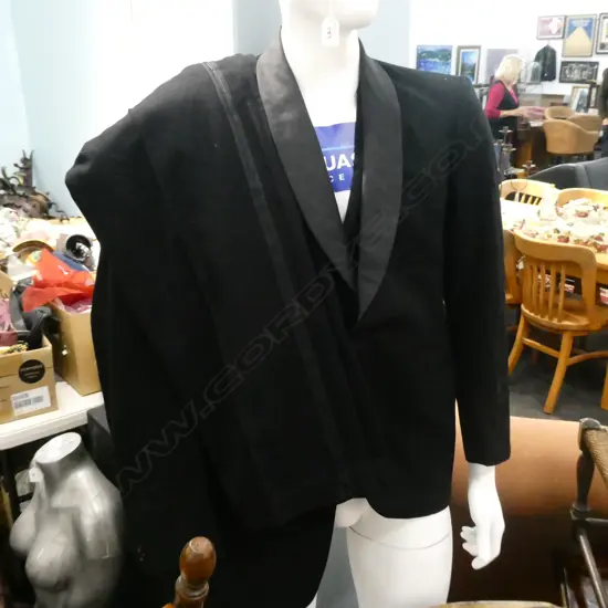 2 GENTS 1960S TUX JACKETS + WAISTCOAT & 2 PRS TROUSERS