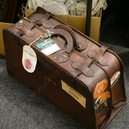 VINTAGE LEATHER SUITCASE L. 540MM