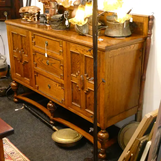 OAK SIDEBOARD 17thC REVIVAL H. 1060MM L. 1545MM