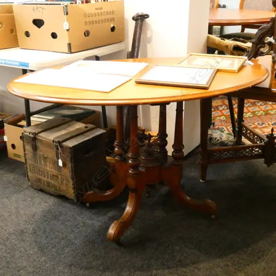 KAURI OVAL LOO TABLE L 1190 MM