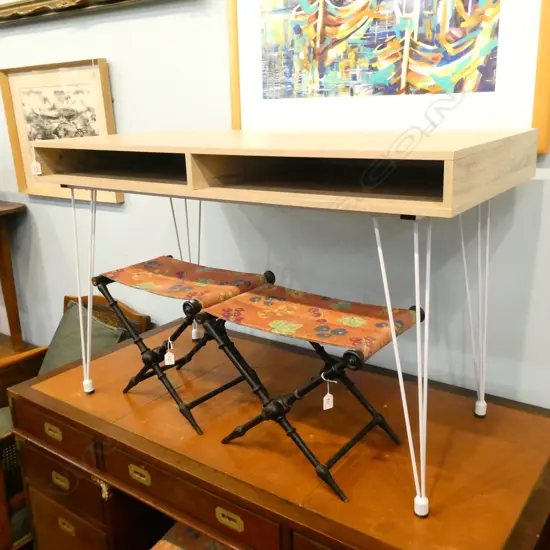 CONTEMPORARY VENEERED DESK L 1200 MM