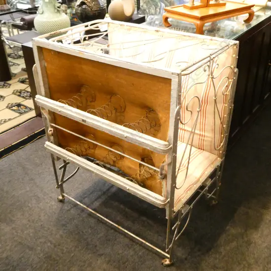 FRENCH STYLE FOLDING BED