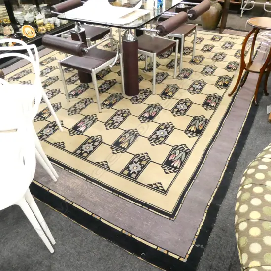 ARTS AND CRAFTS RUG 3170 X 4150mm