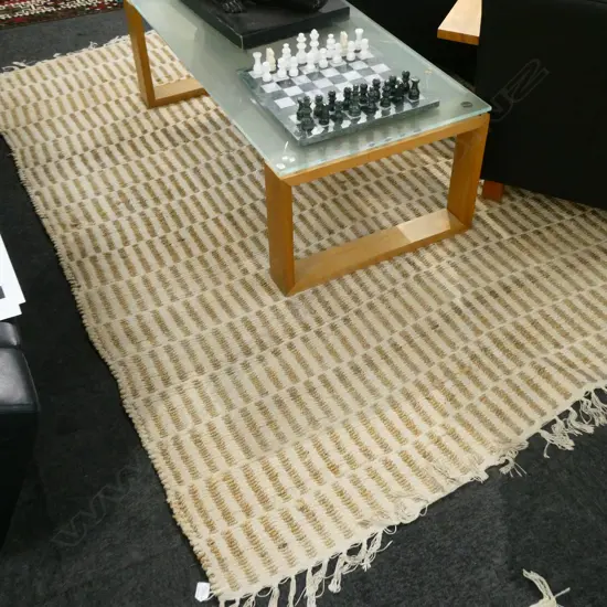 DESIGNER FLOOR RUG 2350 x 1600mm