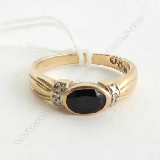 Ring, 9ct Sapphire ? and small diamonds, 3.3gms